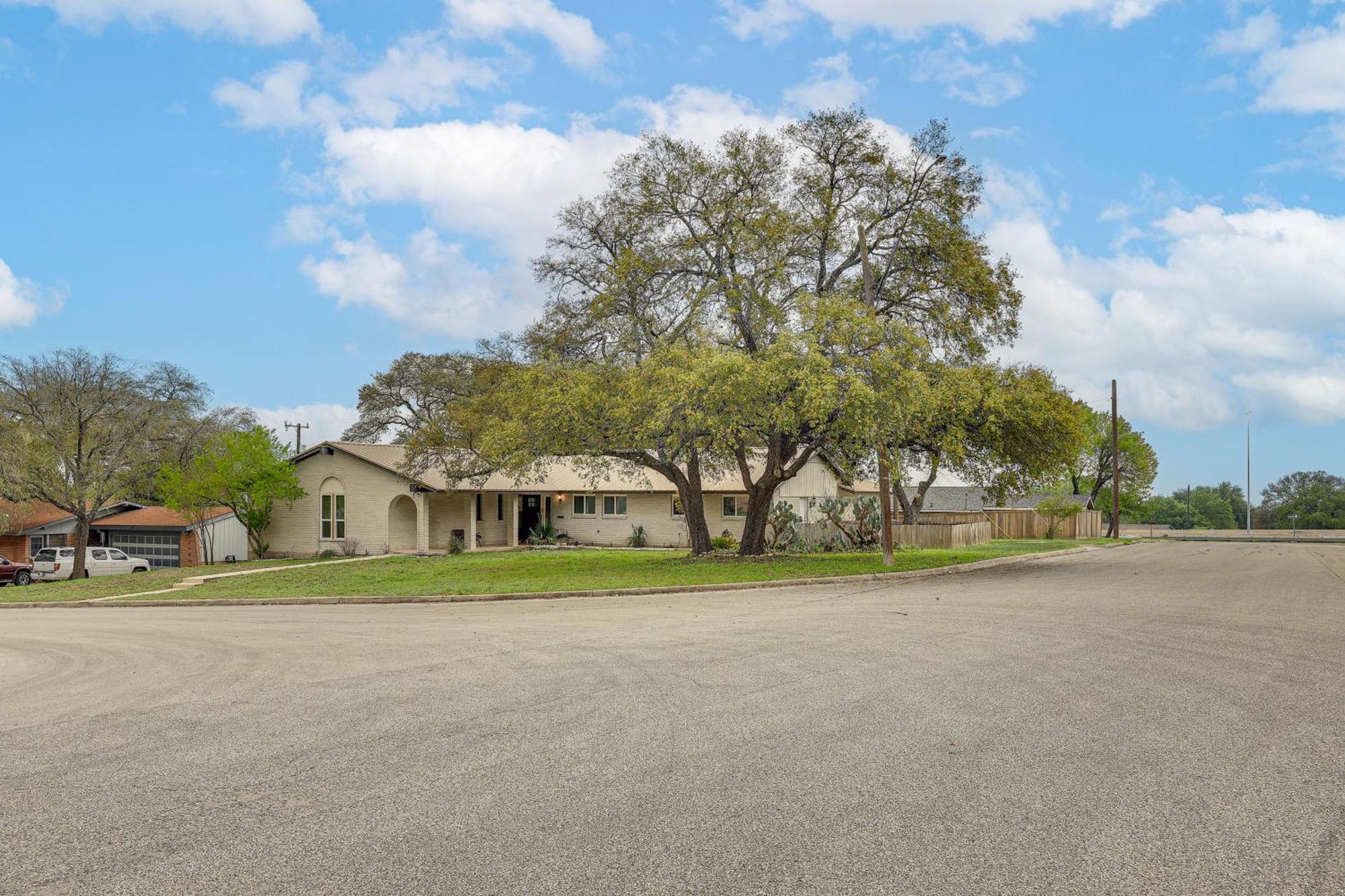 Charming San Antonio Abode About 10 Mi To River Walk! Экстерьер фото